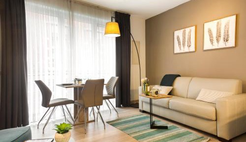 One-Bedroom Apartment
