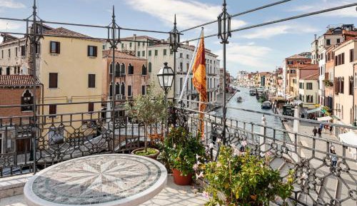 Superior Double or Twin Room with Terrace