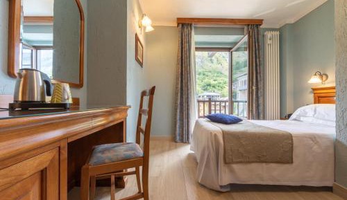 Single Room with Balcony