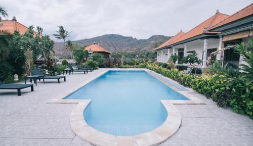 Deluxe Bungalow with Garden View