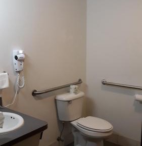 Queen Room - Disability Access