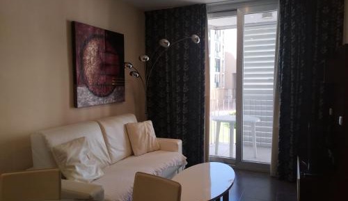 Apartment with Garden View