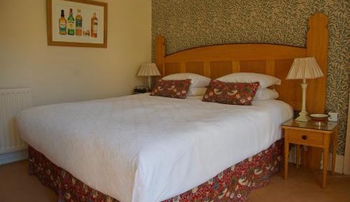 Deluxe King Room
