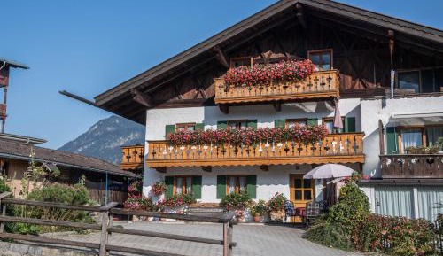 Superior One-Bedroom Apartment with Balcony