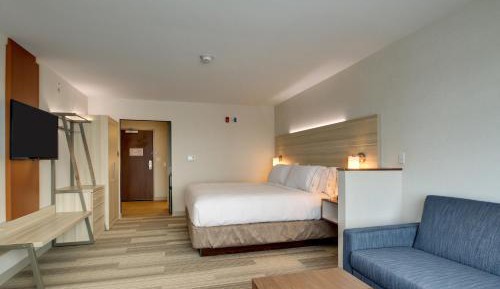 One-Bedroom King Suite - Disability Access