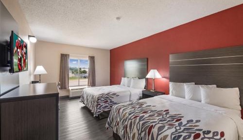 Superior Queen Room with Two Queen Beds Disability Access/Roll-In Shower Non Smoking