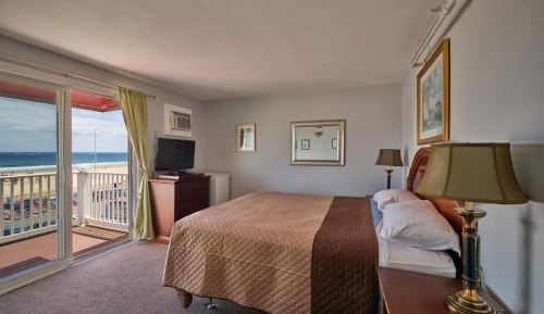 King Room with Balcony