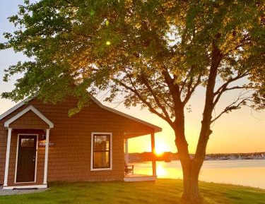 One-Bedroom Cottage