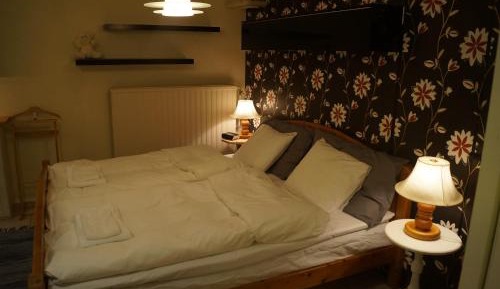 Double Room with Shared Bathroom
