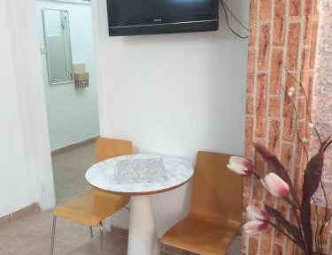 King Studio with Sofa Bed