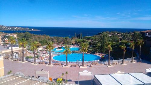 Superior Studio with Golf View 