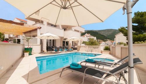 Deluxe Double Room with Balcony and Sea View