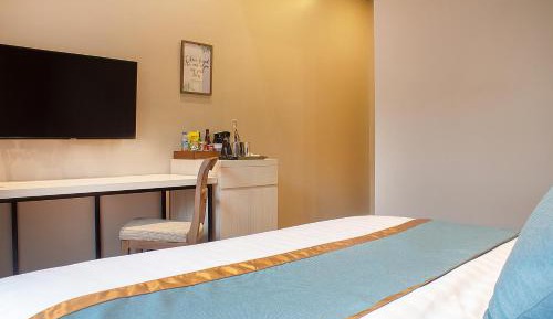 Superior King Room