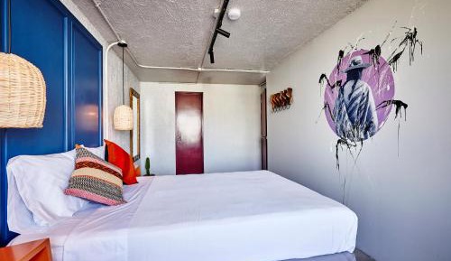 Standard Queen Room