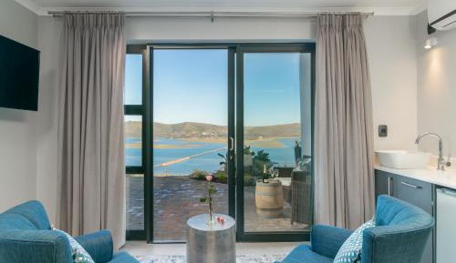 Double or Twin Room with Lake View