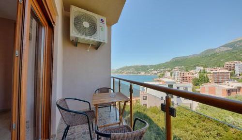 Apartment with Sea View