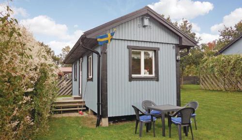 One-Bedroom Holiday Home