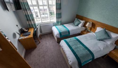 Double or Twin Room with Shower