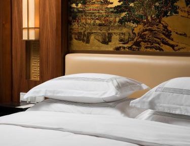 Deluxe Double Room with Lake View