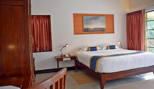 Bastion Room with Complimentary sightseeing in Tuk Tuk for two hours.