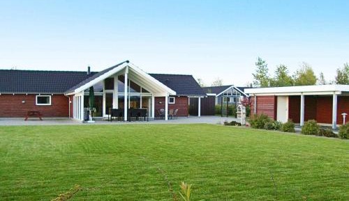 Four-Bedroom Holiday Home