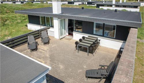 Two-Bedroom Holiday Home