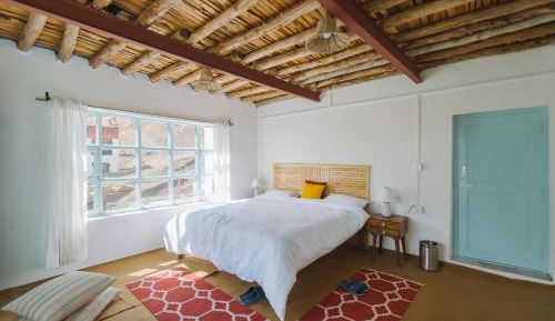 King Room with Mountain View