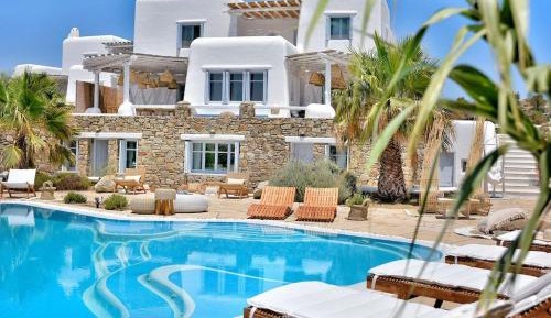 8 Bedroom Villa with Private Pool 