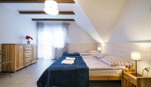 Quadruple Room with Private Bathroom