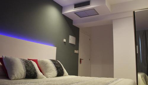 Standard Queen Room