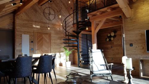 Superior Chalet