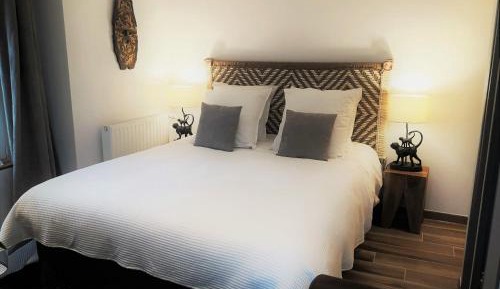 Twin Room with Shower