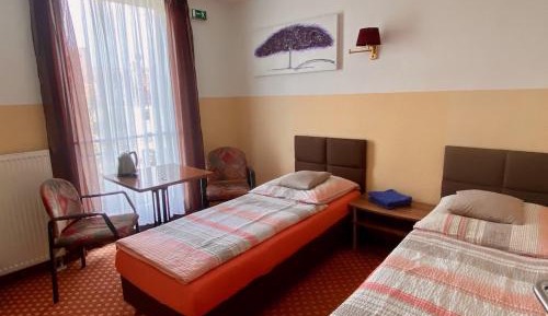 Twin Room with Shared Bathroom