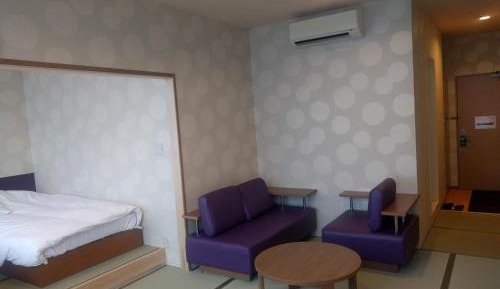 Japanese-Style Room