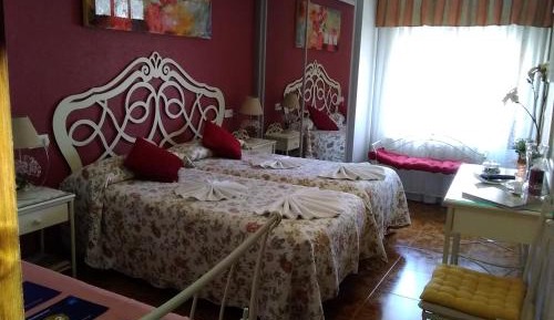 Triple Room with Private Bathroom