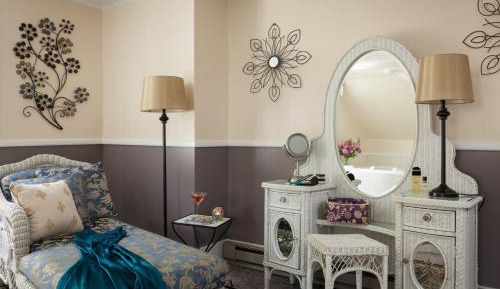 King Room with Balcony