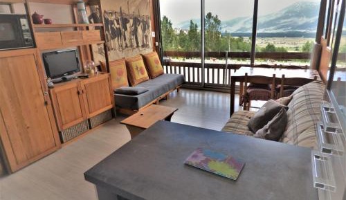 Studio with Sofa Bed