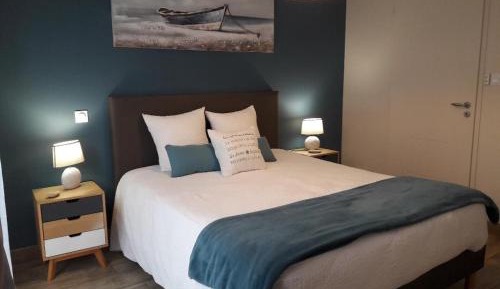 Two Connecting Double Rooms with Terrace