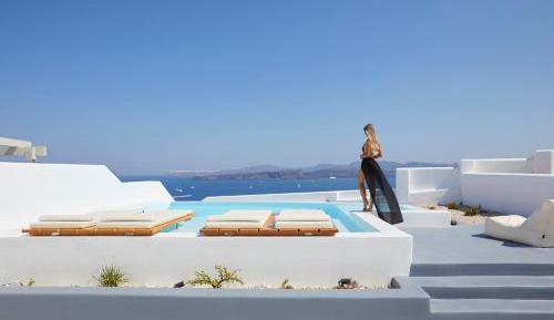 The Eclectic Villa with Infinity Heated Private Pool