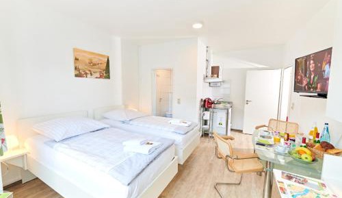 Apartment (2 Adults)