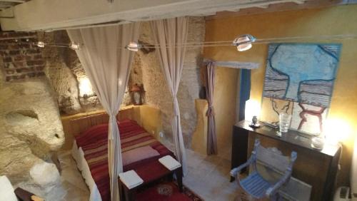 Deluxe Double Room (2 Adults + 1 Child)