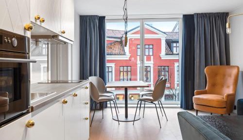 One-Bedroom Apartment