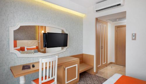 Superior Room with Garden View