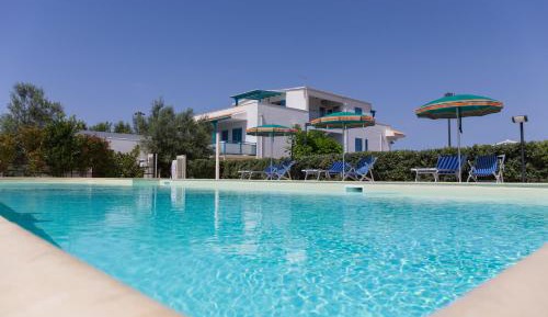 One-Bedroom Apartment with Terrace and Sea View