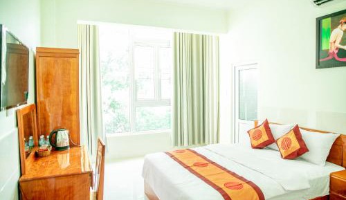 Triple Room with City View