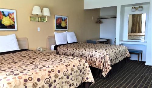 Queen Room with Two Queen Beds