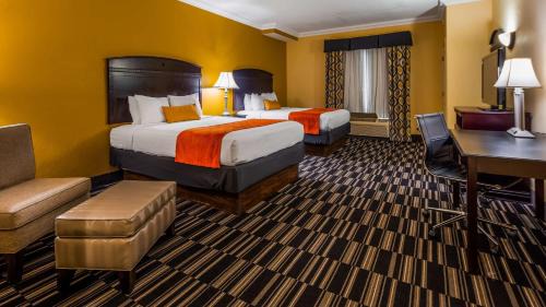 Queen Room with Two Queen Beds - Non-Smoking