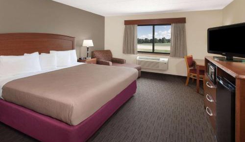 King Room - Non-Smoking