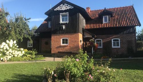 Villa with Garden View