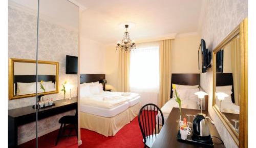 Superior Triple Room